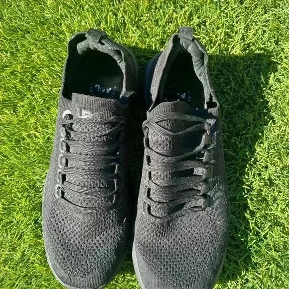 APL Tech loom Womens Sneaker Black Size 8 - Picture 2 of 5